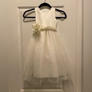 Flower girl Flowergirl Sleeveless Ivory White Tulle Dress 2T